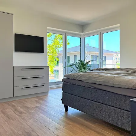 Haus Kiebitz 2 Og Appartamento Varel